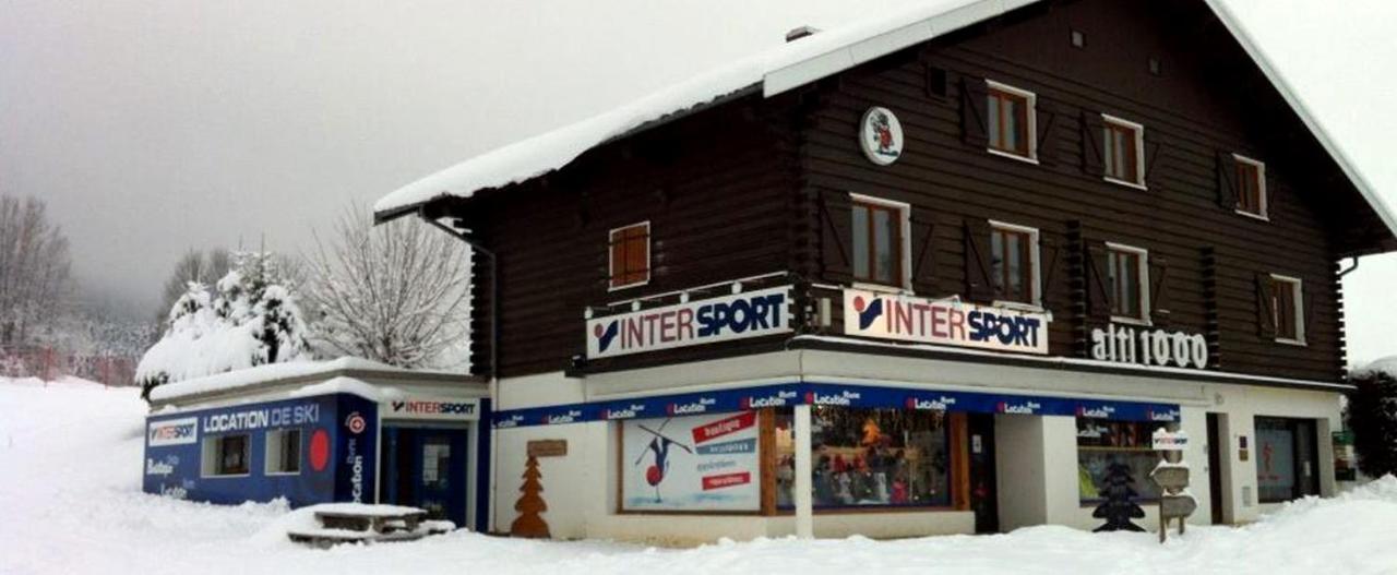 Place Royale Pour 10 A 12 Personnes A 30 Met Des Pistes De Ski Et Vtt Métabief エクステリア 写真